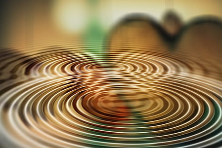 close-up photography of clear liquid thumbnail