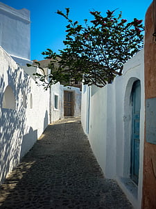 empty, street, beside, concrete, houses, Oia thumbnail