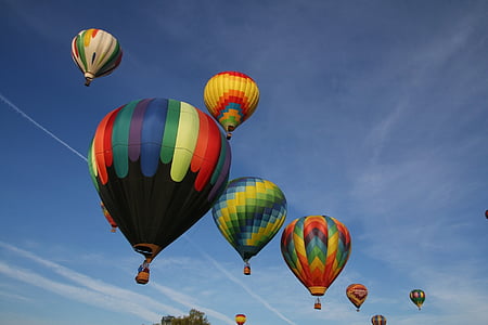 hot air balloons up in the air thumbnail