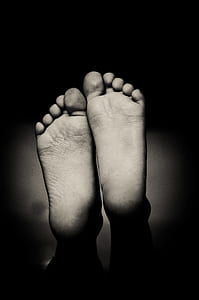 human foots thumbnail