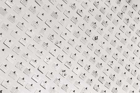 white sticky note lot thumbnail