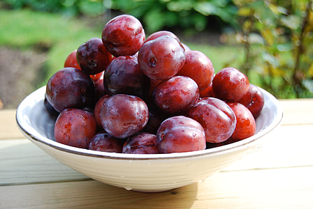 grapes in bowl thumbnail