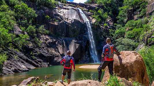 landscape, people, water, rocks thumbnail