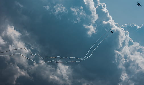 Photo of Planes Performing Aerobatics thumbnail