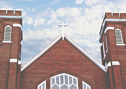 cathedral under blue sky thumbnail