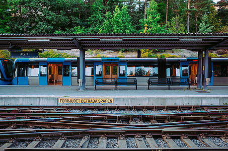 photo of train station thumbnail