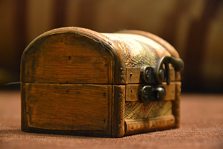brown wooden chest box thumbnail