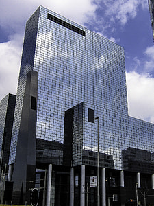 Delfse Poort office building in Rotterdam, Netherlands thumbnail
