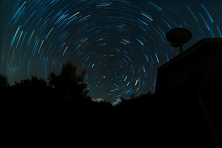 photo of star trail thumbnail