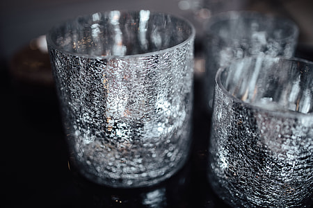 Close-ups of miscellaneous items thumbnail