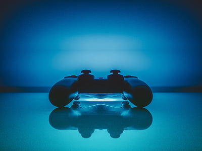black DualShock 4 thumbnail