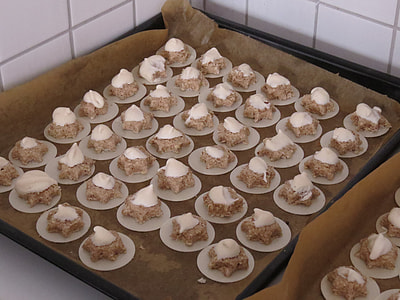 Cinnamon Stars, Christmas Cookies thumbnail