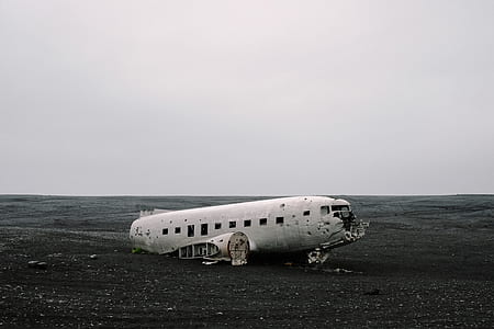 crashed white airplane thumbnail