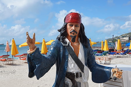 Captain Jack Sparrow statue thumbnail