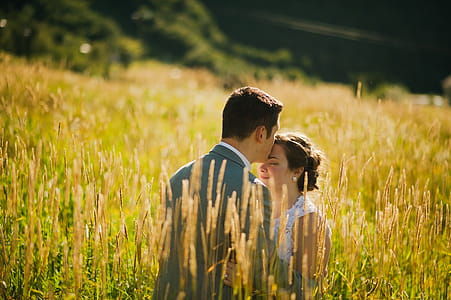 Man and Woman on Grassland thumbnail