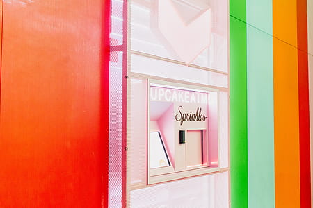 cupcake ATM machine thumbnail
