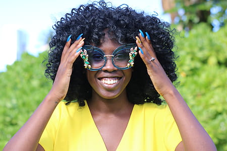 Woman Wearing Sunglasses thumbnail