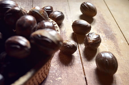 Nutmeg Seeds thumbnail