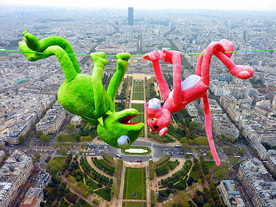 Pink Panther and Kermit the frog hanging on rope thumbnail