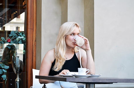 woman drinking coffee thumbnail