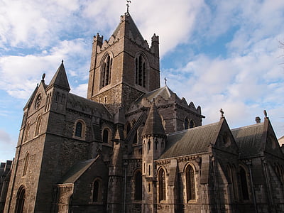 brown concrete cathedral thumbnail