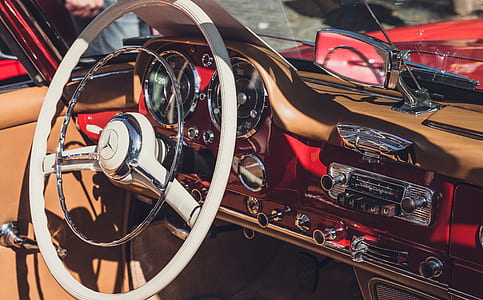 white steering wheel thumbnail