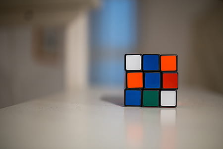 photo of Rubik's cube thumbnail