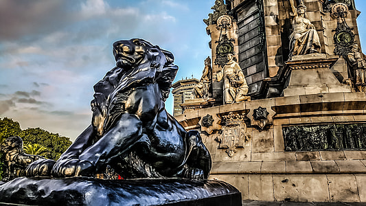 lion statue thumbnail