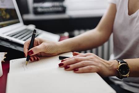 Pink desk in the home office thumbnail