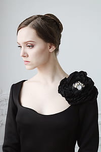 woman wearing black top thumbnail