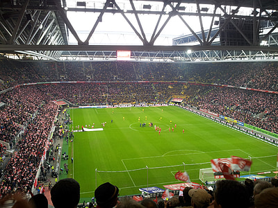 lot of people inside stadium thumbnail