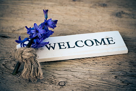 welcome signage thumbnail