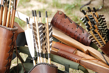 brown wooden arrows in cases thumbnail