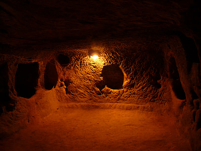 lighted cave thumbnail