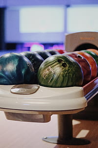 photo of bowling balls thumbnail