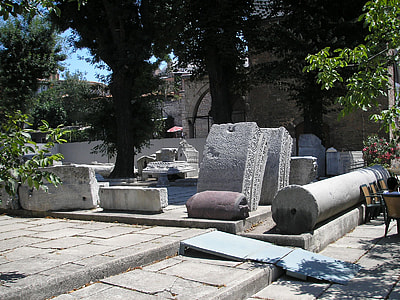 Ruins of a Basilica in Istanbul, Turkey thumbnail