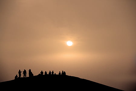 people top of mountain thumbnail