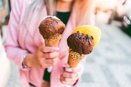 Girl with an Ice Cream thumbnail