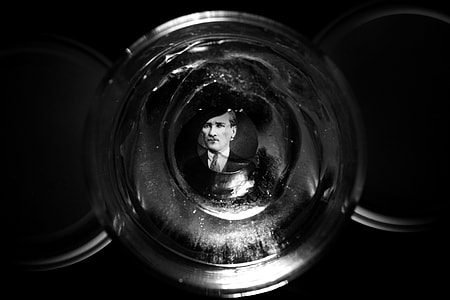 grayscale photo of man portrait photo thumbnail
