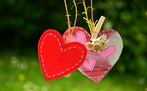 two red heart cards thumbnail
