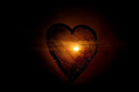 brown and black heart thumbnail