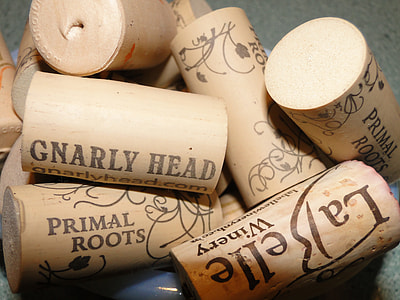 beige bottle cork lot thumbnail