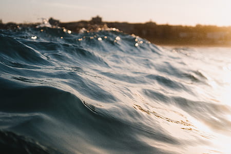 body of water waving thumbnail