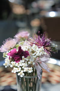 Close-up Photo of Bouquet thumbnail