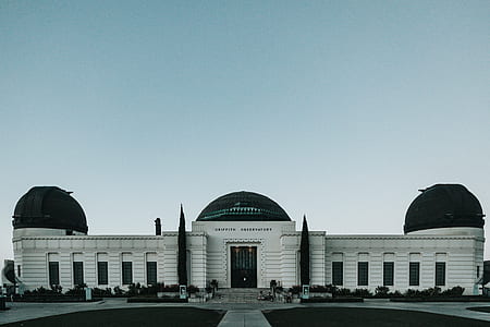 planetarium during daytime thumbnail