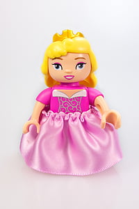 Princess Peach Lego minifig thumbnail