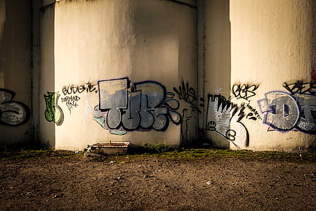 graffiti wall art thumbnail