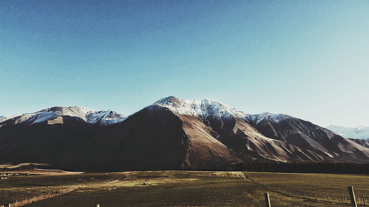 snow covered mountain thumbnail