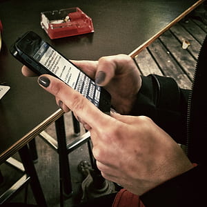 black iPhone 5 thumbnail