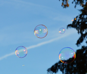three bubbles daytime thumbnail